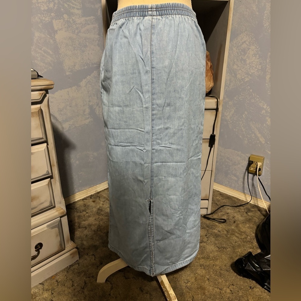 🛍Bundle sale🛍Elegant vintage Light Blue Denim Maxi Skirt small - Picture 4 of 9